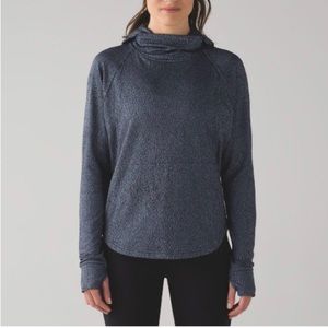Lululemon Pick Up The Pace Long Sleeve
Running Luon Spray Jacquard Blue Black